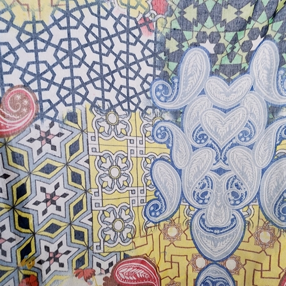 Colorful Patterned Scarf - Picture 3 of 3